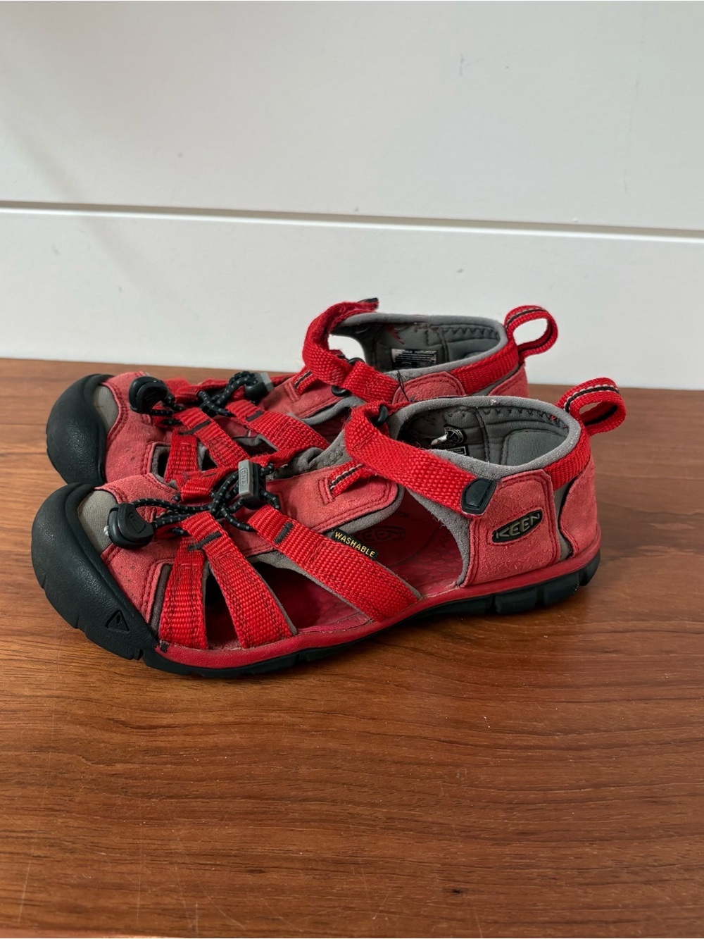 KEEN Kids' Seacamp II CNX Red Sandals Shoes Size 13 Hiking Outdoor Water Comfort